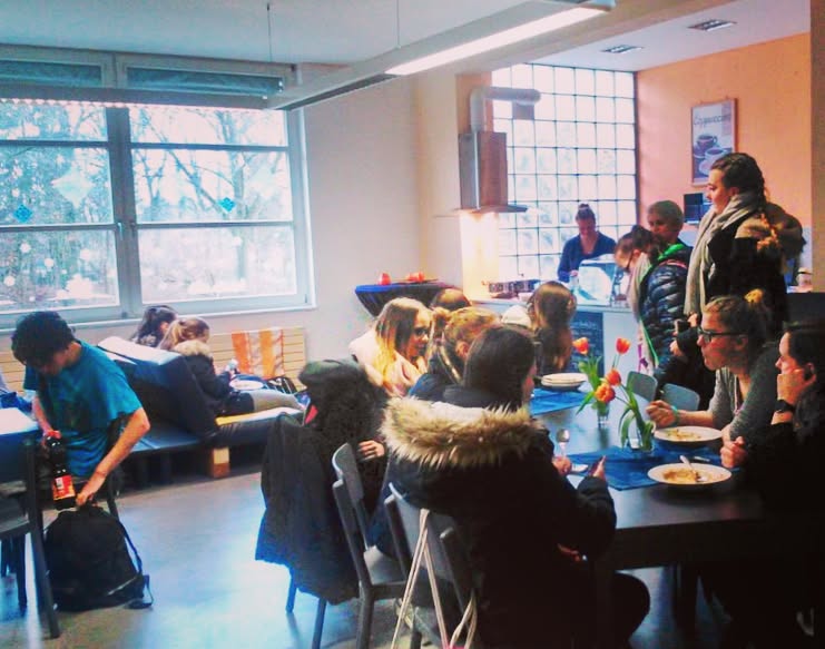 #unsereneuecafeteria #leckerlunch #entspannt #vangogh #gutelaune