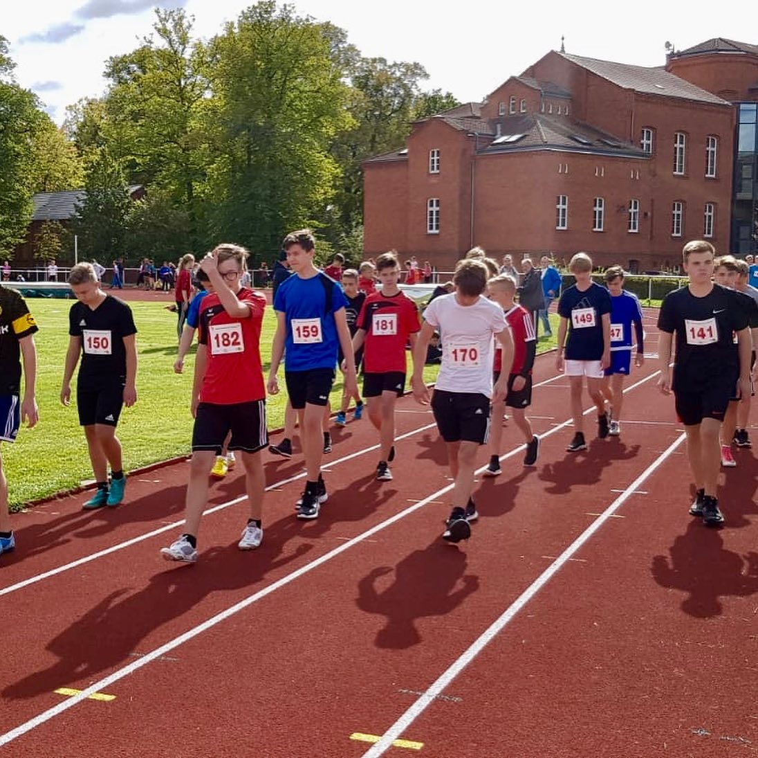 Eindrücke vom Leichtathletik-Wettkampf in Kyritz. #leichtathletik #wettkampf #sport #kyritz #sportlichsteschule