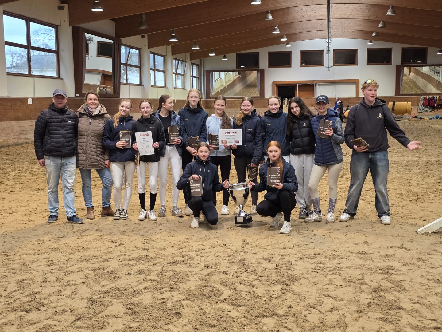 Spezialklassencup 2026 🐎🏆

Heute wurde der Spezialklassencup endlich nachgeholt – ursprünglich sollte er schon zum Halbj