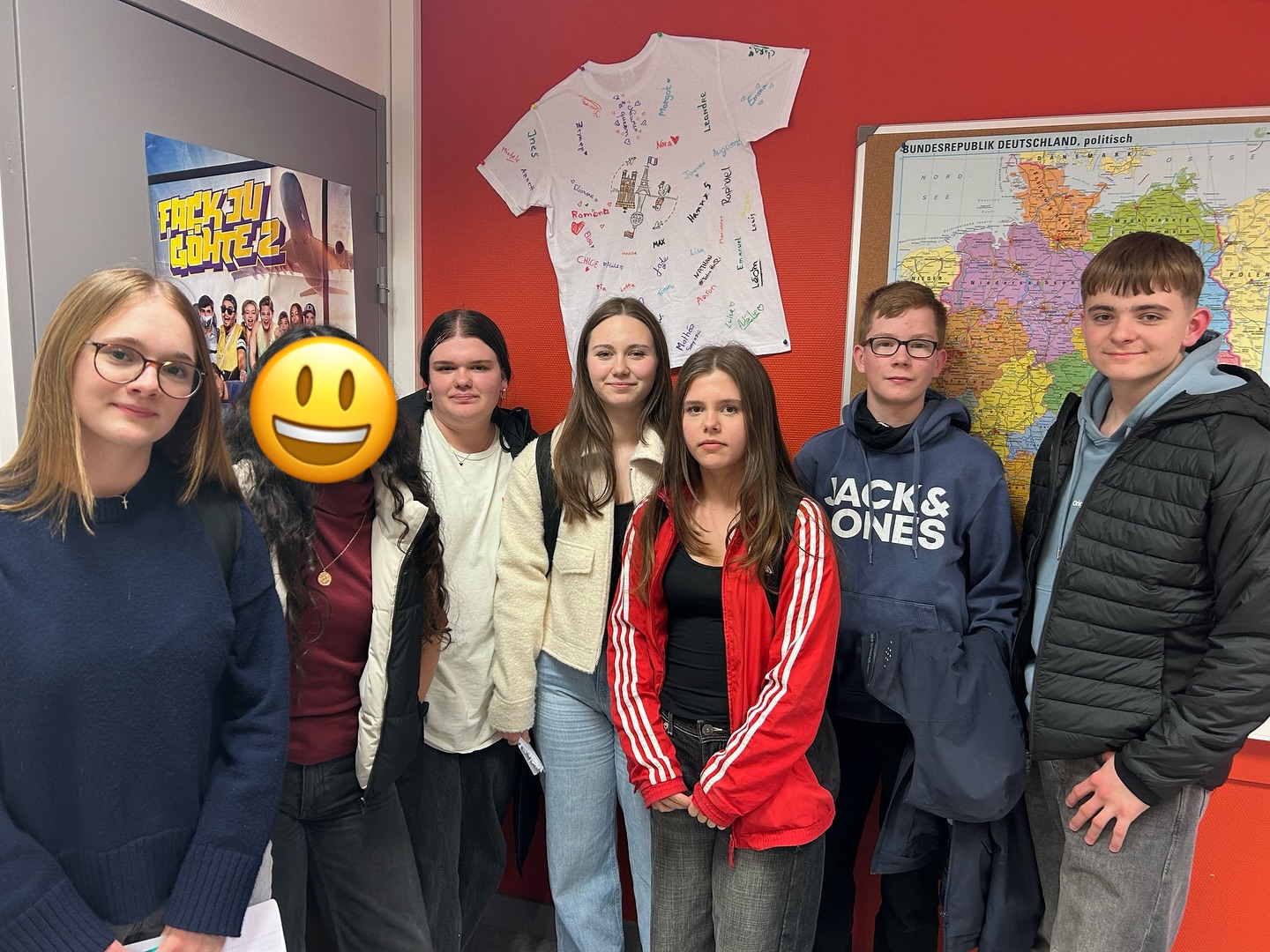 Bonjour aus Frankreich! 🇫🇷

Unsere Schülerinnen und Schüler der Prinz-von-Homburg-Schule erleben gerade eine spannende Z